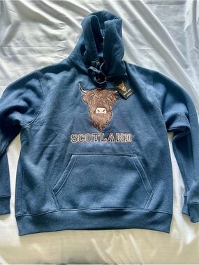 NWT Scotland Embroidered Blue Highland Cow Pullover Hoodie Sweatshirt - XL